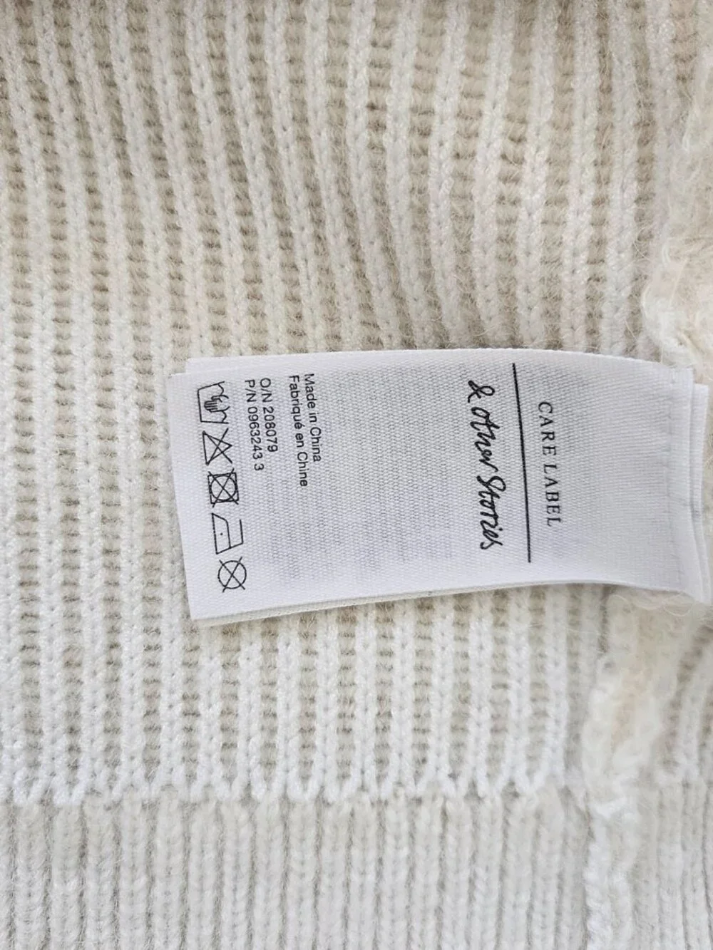 & Other Stories [NWOT] Sweetheart Neck Cardigan w/ Flower Buttons - L - Picture 8 of 16